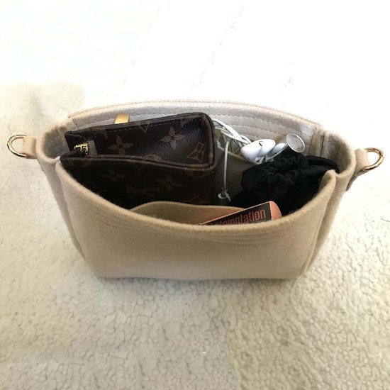 Bag and Purse Organizer with Basic Style and D-rings for LV Toiletry Pouch 19 / 26 Bag and Purse Organizer with Basic Style and D-rings for LV Toiletry Pouch 19 / 26