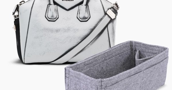 Givenchy Antigona Small Bag: No Limits And No Merci