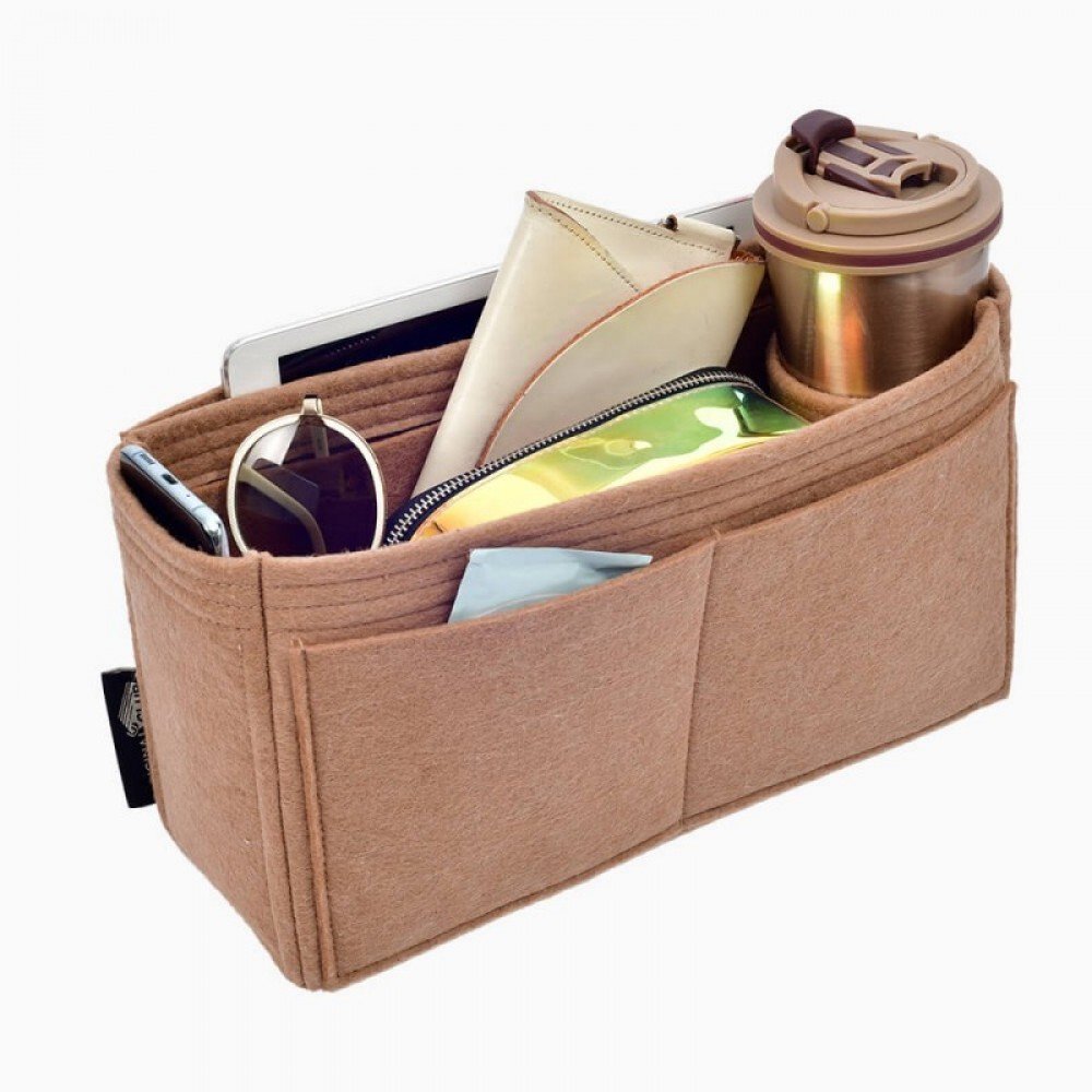 19,100+ Amazon Shoppers Love This Clever Bag Organizer That's on Sale