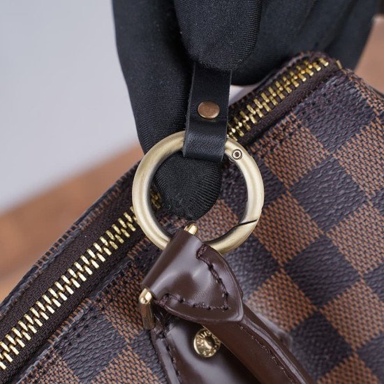 Leather Key Strap Lanyard in Black to Secure Keys to Handbags Leather Key Strap Lanyard in Black to Secure Keys to Handbags